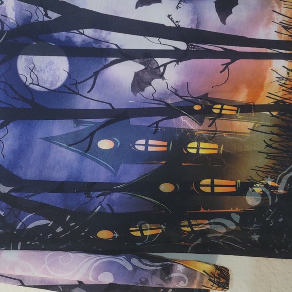 SLIGHTLY USE HALLOWEEN 3/4 SLEEVE SHIRT SIZE L (12/14) LIGHTWEIGHT - Picture 5 of 10